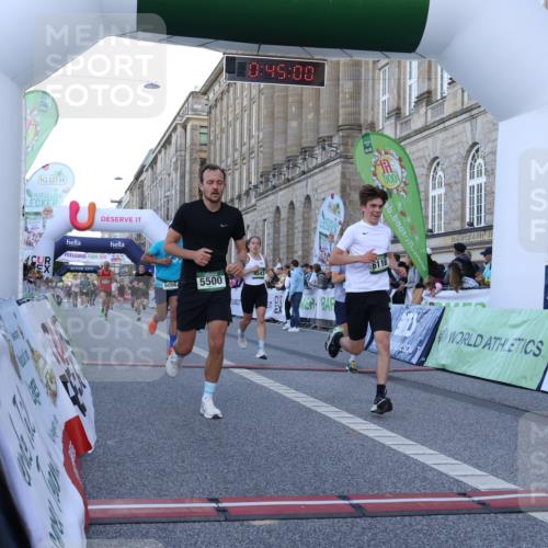 07.09.2025 - BARMER Alsterlauf Strokosch-Dieckow http://msf.ph/oto/8720253 07.09.2025 09:44:58 Ziel 2340, 2389, 2561, 3702, 4543, 4599, 5126, 5500, 5913, 6006, 6116, 6204 meine-sportfotos.de