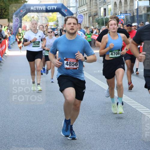 07.09.2025 - BARMER Alsterlauf Strokosch-Dieckow http://msf.ph/oto/8720272 07.09.2025 10:00:33 Ziel 2044, 2074, 2517, 2579, 2645, 3033, 3119, 3410, 3545, 3558, 3590, 3803, 3956, 4147, 4335, 4365, 4529, 4544, 4593, 5122, 5204, 5337, 5352, 5353, 5517, 5918, 6136, 6211, 8090, 8155, 8156 meine-sportfotos.de