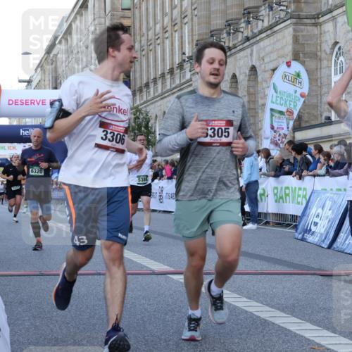 07.09.2025 - BARMER Alsterlauf Strokosch-Dieckow http://msf.ph/oto/8720274 07.09.2025 09:45:08 Ziel 2389, 3305, 3306, 3702, 4095, 4925, 4959, 5246, 5317, 5388, 5488, 5904, 6320, 8458 meine-sportfotos.de