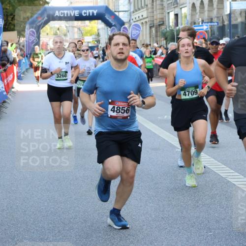 07.09.2025 - BARMER Alsterlauf Strokosch-Dieckow http://msf.ph/oto/8720275 07.09.2025 10:00:33 Ziel 2044, 2074, 2517, 2579, 2645, 3033, 3119, 3410, 3545, 3558, 3590, 3803, 3956, 4147, 4335, 4365, 4529, 4544, 4593, 5122, 5204, 5337, 5352, 5353, 5517, 5918, 6136, 6211, 8090, 8155, 8156 meine-sportfotos.de