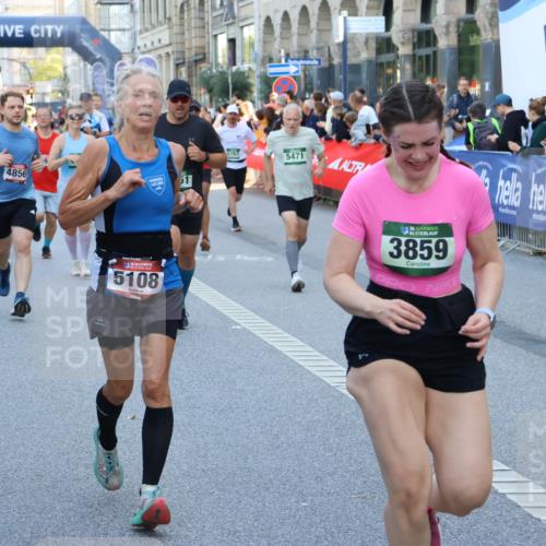 07.09.2025 - BARMER Alsterlauf Strokosch-Dieckow http://msf.ph/oto/8720297 07.09.2025 10:00:31 Ziel 2044, 2074, 2517, 2579, 2645, 3033, 3119, 3410, 3545, 3558, 3590, 3803, 3956, 4147, 4335, 4365, 4544, 4593, 5122, 5337, 5352, 5353, 5517, 6211, 8155, 8156 meine-sportfotos.de