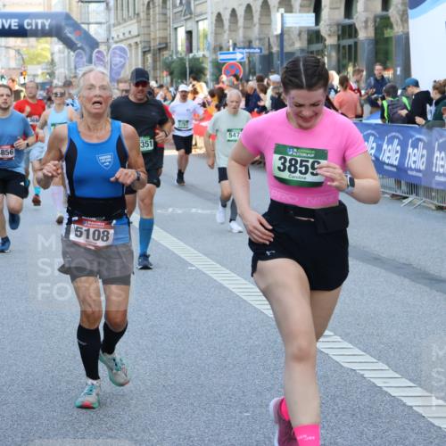 07.09.2025 - BARMER Alsterlauf Strokosch-Dieckow http://msf.ph/oto/8720306 07.09.2025 10:00:31 Ziel 2044, 2074, 2517, 2579, 2645, 3033, 3119, 3410, 3545, 3558, 3590, 3803, 3956, 4147, 4335, 4365, 4544, 4593, 5122, 5337, 5352, 5353, 5517, 6211, 8155, 8156 meine-sportfotos.de