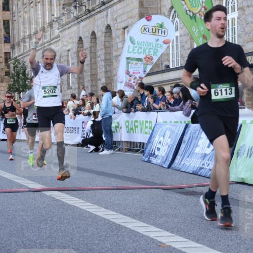 07.09.2025 - BARMER Alsterlauf Strokosch-Dieckow http://msf.ph/oto/8720308 07.09.2025 09:45:22 Ziel 1017, 2034, 2361, 3602, 4482, 4951, 5202, 5288, 5323, 5495, 5496, 6095, 6113, 8225, 8274, 8355, 8440 meine-sportfotos.de