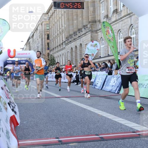 07.09.2025 - BARMER Alsterlauf Strokosch-Dieckow http://msf.ph/oto/8720316 07.09.2025 09:45:25 Ziel 2034, 2361, 3602, 3877, 4030, 4076, 4482, 4951, 5202, 5288, 5323, 5495, 5496, 6095, 6113, 8225, 8274, 8355, 8440 meine-sportfotos.de