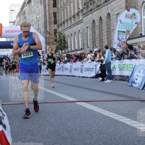 07.09.2025 - BARMER Alsterlauf Strokosch-Dieckow http://msf.ph/oto/8720328 07.09.2025 09:45:30 Ziel 2034, 3602, 3877, 4030, 4076, 4482, 4575, 4885, 5288, 5323, 5495, 5496, 5773, 6095, 8015, 8274, 8355, 8440 meine-sportfotos.de