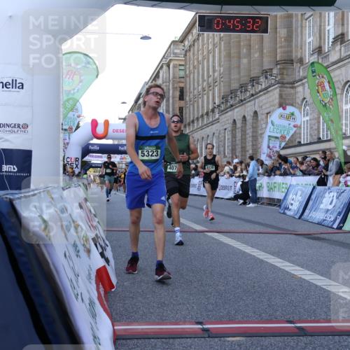 07.09.2025 - BARMER Alsterlauf Strokosch-Dieckow http://msf.ph/oto/8720331 07.09.2025 09:45:31 Ziel 2034, 3602, 3877, 4030, 4076, 4569, 4575, 4825, 4885, 5288, 5323, 5495, 5496, 5773, 6095, 8015, 8274, 8355, 8440 meine-sportfotos.de