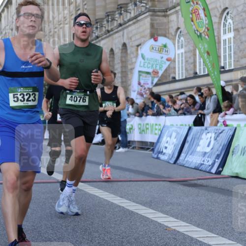 07.09.2025 - BARMER Alsterlauf Strokosch-Dieckow http://msf.ph/oto/8720333 07.09.2025 09:45:31 Ziel 2034, 3602, 3877, 4030, 4076, 4569, 4575, 4825, 4885, 5288, 5323, 5495, 5496, 5773, 6095, 8015, 8274, 8355, 8440 meine-sportfotos.de