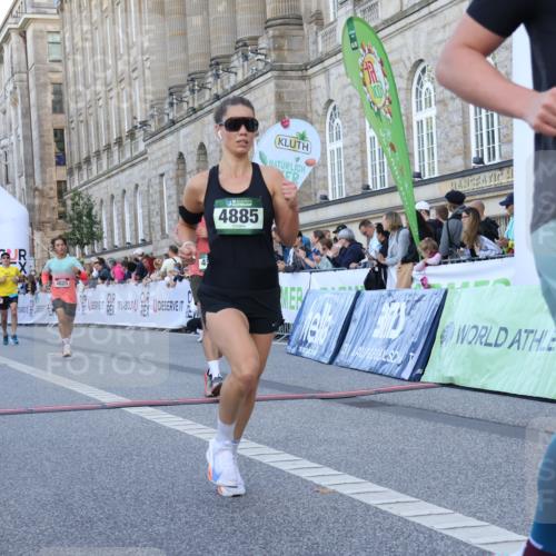 07.09.2025 - BARMER Alsterlauf Strokosch-Dieckow http://msf.ph/oto/8720341 07.09.2025 09:45:36 Ziel 2072, 2869, 3877, 4030, 4076, 4391, 4569, 4575, 4825, 4885, 4974, 5773, 6163, 8015, 8163, 8442 meine-sportfotos.de