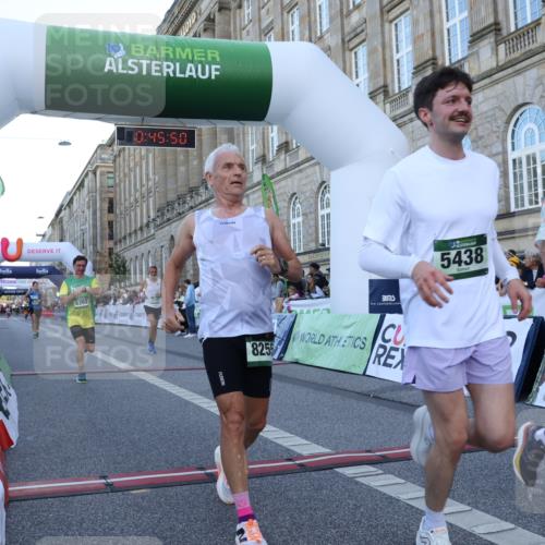 07.09.2025 - BARMER Alsterlauf Strokosch-Dieckow http://msf.ph/oto/8720359 07.09.2025 09:45:49 Ziel 2745, 3627, 4228, 4805, 5438, 6262, 8255 meine-sportfotos.de