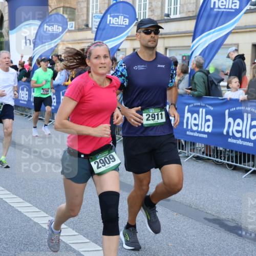 07.09.2025 - BARMER Alsterlauf Strokosch-Dieckow http://msf.ph/oto/8720367 07.09.2025 10:00:22 Ziel 2044, 2124, 2579, 2645, 3328, 3410, 3545, 3590, 3803, 3956, 4072, 4335, 4365, 4544, 4593, 4636, 5047, 5250, 5352, 5357, 5477, 6152 meine-sportfotos.de