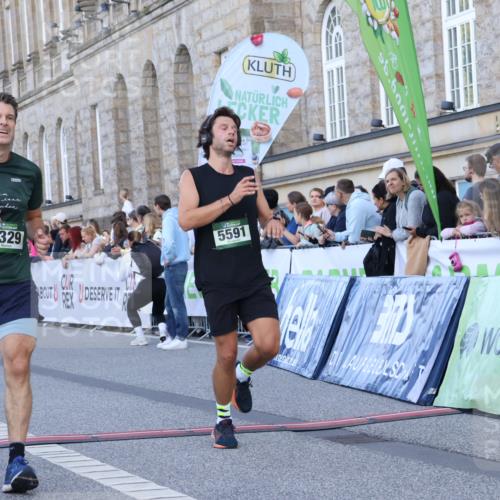 07.09.2025 - BARMER Alsterlauf Strokosch-Dieckow http://msf.ph/oto/8720402 07.09.2025 09:46:16 Ziel 2201, 2329, 2601, 3160, 3874, 5178, 5184, 5329, 5355, 5591, 8256 meine-sportfotos.de