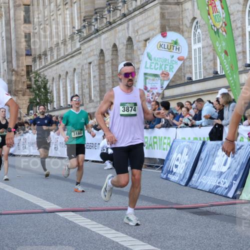 07.09.2025 - BARMER Alsterlauf Strokosch-Dieckow http://msf.ph/oto/8720407 07.09.2025 09:46:18 Ziel 2201, 2329, 2601, 2627, 3160, 3874, 4890, 5178, 5184, 5329, 5355, 5591, 6229, 8236, 8256 meine-sportfotos.de