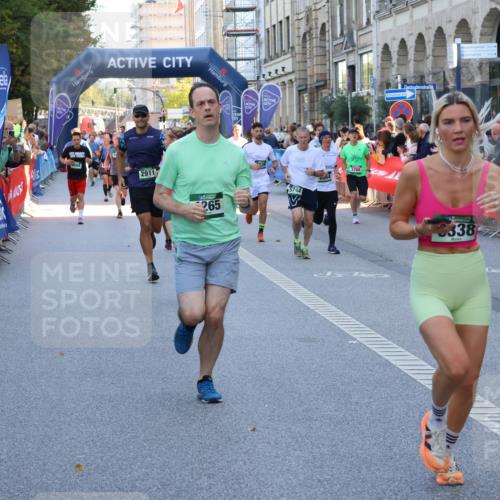 07.09.2025 - BARMER Alsterlauf Strokosch-Dieckow http://msf.ph/oto/8720416 07.09.2025 10:00:17 Ziel 2044, 2124, 2350, 2579, 2645, 3328, 3410, 3545, 3590, 4072, 4335, 4365, 4485, 4505, 4544, 4593, 4636, 4867, 4993, 5047, 5250, 5357, 5477, 6084, 6152 meine-sportfotos.de