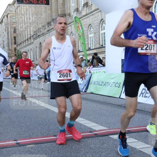 07.09.2025 - BARMER Alsterlauf Strokosch-Dieckow http://msf.ph/oto/8720424 07.09.2025 09:46:24 Ziel 2078, 2201, 2258, 2601, 2627, 2935, 3160, 3727, 3935, 4224, 4890, 5178, 5184, 5294, 5373, 5734, 5798, 5963, 6067, 6229, 8236, 8347 meine-sportfotos.de