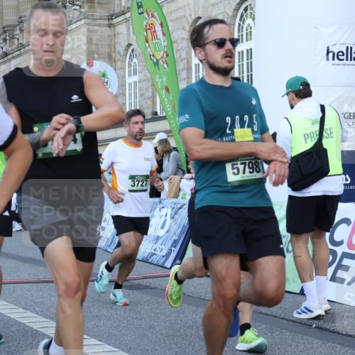 07.09.2025 - BARMER Alsterlauf Strokosch-Dieckow http://msf.ph/oto/8720434 07.09.2025 09:46:28 Ziel 2078, 2201, 2258, 2546, 2601, 2627, 2935, 3727, 3935, 4224, 4274, 4357, 4358, 4890, 5294, 5373, 5451, 5734, 5798, 5963, 6067, 6229, 8236, 8347, 8411 meine-sportfotos.de