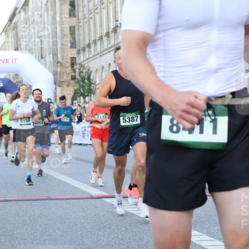 07.09.2025 - BARMER Alsterlauf Strokosch-Dieckow http://msf.ph/oto/8720456 07.09.2025 09:46:37 Ziel 2178, 2357, 2404, 2546, 2721, 2792, 3146, 3788, 4134, 4274, 4281, 4357, 4358, 4484, 4865, 5141, 5150, 5387, 5451, 5584, 5724, 5729, 6072, 6166, 8191, 8411 meine-sportfotos.de