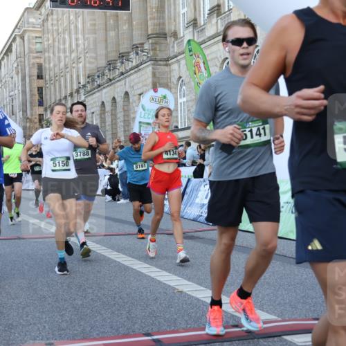 07.09.2025 - BARMER Alsterlauf Strokosch-Dieckow http://msf.ph/oto/8720462 07.09.2025 09:46:39 Ziel 2178, 2357, 2404, 2546, 2721, 2792, 3146, 3788, 4134, 4274, 4281, 4484, 4865, 5141, 5150, 5387, 5451, 5584, 5724, 5729, 6072, 6166, 8011, 8191, 8411 meine-sportfotos.de