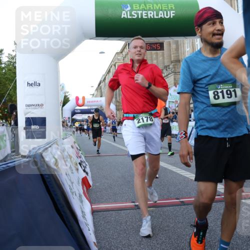 07.09.2025 - BARMER Alsterlauf Strokosch-Dieckow http://msf.ph/oto/8720473 07.09.2025 09:46:43 Ziel 2178, 2357, 2404, 2721, 2792, 3788, 4131, 4134, 4484, 4865, 5141, 5150, 5584, 5724, 5729, 6011, 6166, 6286, 8011, 8191, 8470 meine-sportfotos.de