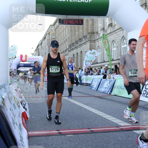 07.09.2025 - BARMER Alsterlauf Strokosch-Dieckow http://msf.ph/oto/8720480 07.09.2025 09:46:46 Ziel 2178, 2357, 2381, 2404, 2676, 2721, 3276, 4131, 4484, 4927, 5123, 5584, 5724, 5729, 6011, 6166, 6286, 8011, 8470 meine-sportfotos.de