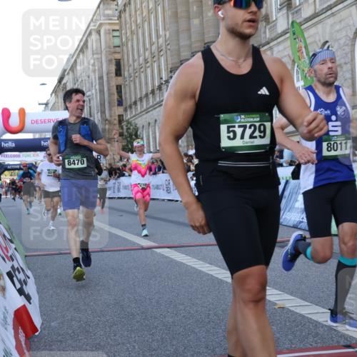 07.09.2025 - BARMER Alsterlauf Strokosch-Dieckow http://msf.ph/oto/8720484 07.09.2025 09:46:47 Ziel 2178, 2357, 2381, 2404, 2676, 3276, 4131, 4354, 4480, 4927, 5123, 5584, 5724, 5729, 6011, 6166, 6286, 8011, 8470 meine-sportfotos.de