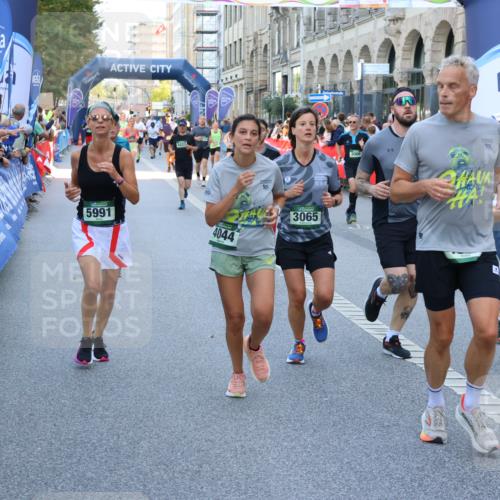 07.09.2025 - BARMER Alsterlauf Strokosch-Dieckow http://msf.ph/oto/8720489 07.09.2025 10:00:07 Ziel 2124, 2350, 2513, 3260, 3328, 3698, 3857, 3859, 4072, 4351, 4485, 4500, 4505, 4636, 4709, 4751, 4781, 4856, 4867, 4917, 4993, 5047, 5108, 5250, 5314, 5357, 5359, 5471, 5726, 5767, 5957, 6084 meine-sportfotos.de