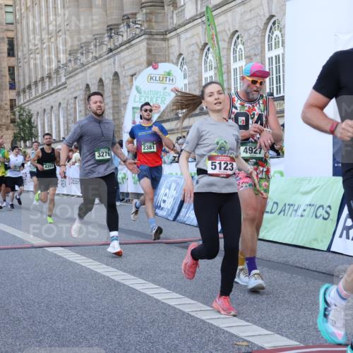 07.09.2025 - BARMER Alsterlauf Strokosch-Dieckow http://msf.ph/oto/8720499 07.09.2025 09:46:52 Ziel 2381, 2676, 2953, 3276, 3916, 4131, 4354, 4389, 4480, 4527, 4651, 4732, 4927, 4985, 5123, 6011, 6073, 6286, 8470 meine-sportfotos.de