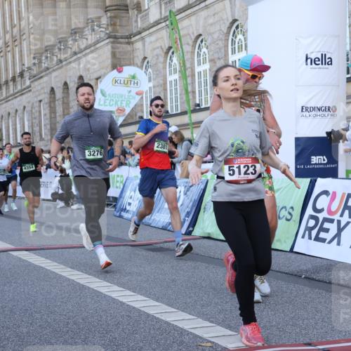 07.09.2025 - BARMER Alsterlauf Strokosch-Dieckow http://msf.ph/oto/8720500 07.09.2025 09:46:52 Ziel 2381, 2676, 2953, 3276, 3916, 4131, 4354, 4389, 4480, 4527, 4651, 4732, 4927, 4985, 5123, 6011, 6073, 6286, 8470 meine-sportfotos.de