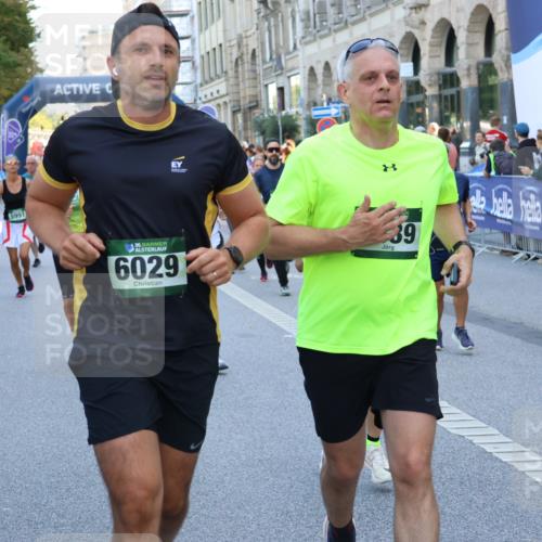 07.09.2025 - BARMER Alsterlauf Strokosch-Dieckow http://msf.ph/oto/8720516 07.09.2025 10:00:03 Ziel 2350, 2513, 3260, 3328, 3698, 3768, 3857, 3859, 3860, 4351, 4424, 4425, 4485, 4500, 4505, 4709, 4751, 4781, 4856, 4867, 4917, 4993, 5108, 5314, 5359, 5471, 5726, 5767, 5851, 5957, 6084, 6098 meine-sportfotos.de