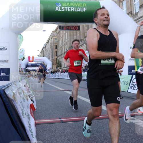 07.09.2025 - BARMER Alsterlauf Strokosch-Dieckow http://msf.ph/oto/8720524 07.09.2025 09:46:58 Ziel 2381, 2487, 2953, 3412, 3916, 4354, 4389, 4480, 4527, 4651, 4732, 4985, 5340, 6073, 6237, 8316, 8431 meine-sportfotos.de