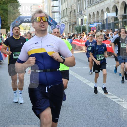 07.09.2025 - BARMER Alsterlauf Strokosch-Dieckow http://msf.ph/oto/8720538 07.09.2025 10:00:01 Ziel 2350, 2513, 2864, 3039, 3260, 3698, 3768, 3857, 3859, 3860, 4351, 4424, 4425, 4485, 4500, 4505, 4709, 4751, 4781, 4856, 4867, 4917, 4993, 5108, 5314, 5359, 5471, 5726, 5767, 5851, 5957, 6084, 6098 meine-sportfotos.de