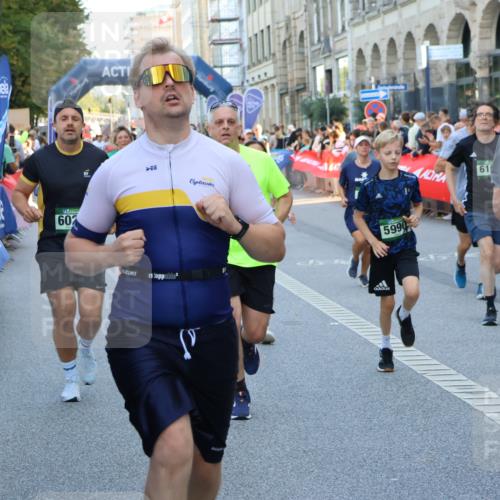 07.09.2025 - BARMER Alsterlauf Strokosch-Dieckow http://msf.ph/oto/8720540 07.09.2025 10:00:01 Ziel 2350, 2513, 2864, 3039, 3260, 3698, 3768, 3857, 3859, 3860, 4351, 4424, 4425, 4485, 4500, 4505, 4709, 4751, 4781, 4856, 4867, 4917, 4993, 5108, 5314, 5359, 5471, 5726, 5767, 5851, 5957, 6084, 6098 meine-sportfotos.de