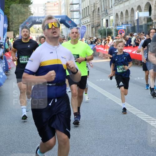 07.09.2025 - BARMER Alsterlauf Strokosch-Dieckow http://msf.ph/oto/8720547 07.09.2025 10:00:01 Ziel 2350, 2513, 2864, 3039, 3260, 3698, 3768, 3857, 3859, 3860, 4351, 4424, 4425, 4485, 4500, 4505, 4709, 4751, 4781, 4856, 4867, 4917, 4993, 5108, 5314, 5359, 5471, 5726, 5767, 5851, 5957, 6084, 6098 meine-sportfotos.de