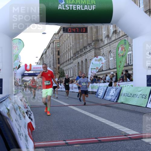 07.09.2025 - BARMER Alsterlauf Strokosch-Dieckow http://msf.ph/oto/8720561 07.09.2025 09:47:11 Ziel 2117, 2335, 2541, 2777, 3790, 3942, 4216, 4385, 4762, 4866, 4909, 5768, 6030, 8449 meine-sportfotos.de