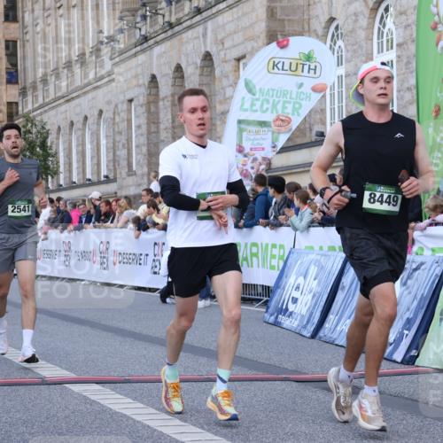 07.09.2025 - BARMER Alsterlauf Strokosch-Dieckow http://msf.ph/oto/8720568 07.09.2025 09:47:13 Ziel 2117, 2335, 2541, 2777, 3790, 4216, 4250, 4385, 4762, 4821, 4909, 8449 meine-sportfotos.de