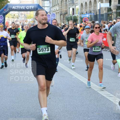 07.09.2025 - BARMER Alsterlauf Strokosch-Dieckow http://msf.ph/oto/8720573 07.09.2025 09:59:58 Ziel 1201, 2350, 2434, 2513, 2864, 3039, 3260, 3698, 3768, 3857, 3859, 3860, 4265, 4351, 4424, 4425, 4500, 4709, 4751, 4781, 4856, 4917, 4993, 5108, 5314, 5359, 5471, 5726, 5744, 5767, 5851, 5957, 6084, 6098 meine-sportfotos.de