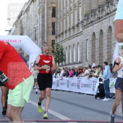 07.09.2025 - BARMER Alsterlauf Strokosch-Dieckow http://msf.ph/oto/8720584 07.09.2025 09:47:19 Ziel 2117, 2335, 2541, 2777, 4250, 4762, 4821, 4909, 5248, 5322, 5644, 5970, 6096, 8203, 8449 meine-sportfotos.de