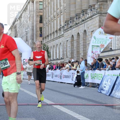 07.09.2025 - BARMER Alsterlauf Strokosch-Dieckow http://msf.ph/oto/8720585 07.09.2025 09:47:19 Ziel 2117, 2335, 2541, 2777, 4250, 4762, 4821, 4909, 5248, 5322, 5644, 5970, 6096, 8203, 8449 meine-sportfotos.de