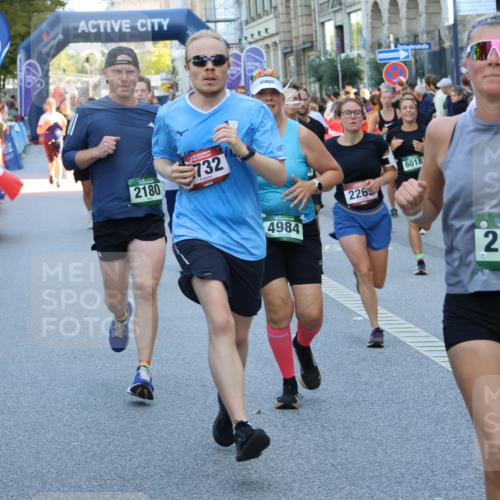 07.09.2025 - BARMER Alsterlauf Strokosch-Dieckow http://msf.ph/oto/8720595 07.09.2025 09:59:51 Ziel 1201, 2434, 2495, 2864, 2909, 2911, 3039, 3232, 3768, 3857, 3859, 3860, 4265, 4351, 4424, 4425, 4500, 4620, 4917, 4998, 5108, 5726, 5744, 5770, 5851, 6098, 6338, 8032 meine-sportfotos.de