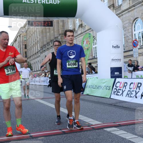 07.09.2025 - BARMER Alsterlauf Strokosch-Dieckow http://msf.ph/oto/8720606 07.09.2025 09:47:26 Ziel 2748, 4010, 4403, 4679, 4754, 4784, 5248, 5322, 5644, 5970, 6043, 6096, 8203, 8248 meine-sportfotos.de