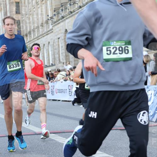 07.09.2025 - BARMER Alsterlauf Strokosch-Dieckow http://msf.ph/oto/8720625 07.09.2025 09:47:37 Ziel 2564, 2748, 3555, 4010, 4196, 4427, 5296, 5538, 5775, 5941, 6043, 6294, 6321, 8168, 8248, 8339, 8368 meine-sportfotos.de