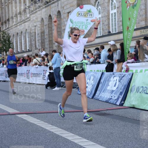 07.09.2025 - BARMER Alsterlauf Strokosch-Dieckow http://msf.ph/oto/8720641 07.09.2025 09:47:42 Ziel 2564, 3555, 4068, 4196, 4408, 4524, 5538, 5775, 5941, 6294, 6298, 6321, 8161, 8339, 8368 meine-sportfotos.de