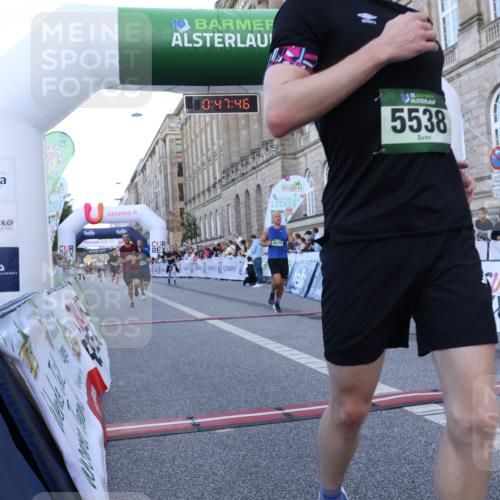 07.09.2025 - BARMER Alsterlauf Strokosch-Dieckow http://msf.ph/oto/8720645 07.09.2025 09:47:44 Ziel 4068, 4196, 4408, 4524, 5538, 5775, 6294, 6298, 6321, 8161, 8368 meine-sportfotos.de