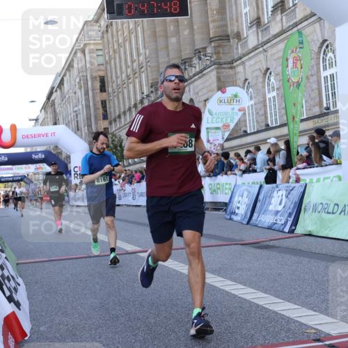 07.09.2025 - BARMER Alsterlauf Strokosch-Dieckow http://msf.ph/oto/8720650 07.09.2025 09:47:47 Ziel 3484, 4068, 4196, 4408, 4524, 4978, 5538, 6298, 6321, 8161 meine-sportfotos.de