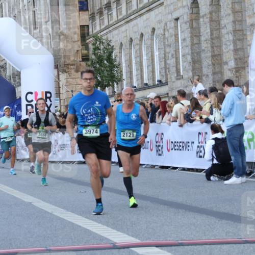 07.09.2025 - BARMER Alsterlauf Strokosch-Dieckow http://msf.ph/oto/8720674 07.09.2025 09:47:59 Ziel 2121, 3650, 3974, 4034, 4182, 4212, 5043, 8391, 8454 meine-sportfotos.de