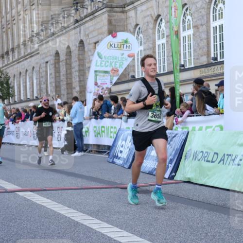 07.09.2025 - BARMER Alsterlauf Strokosch-Dieckow http://msf.ph/oto/8720682 07.09.2025 09:48:03 Ziel 2121, 2278, 2584, 2656, 3650, 3974, 4034, 4182, 4731, 4884, 5043, 5966, 6131, 8391 meine-sportfotos.de