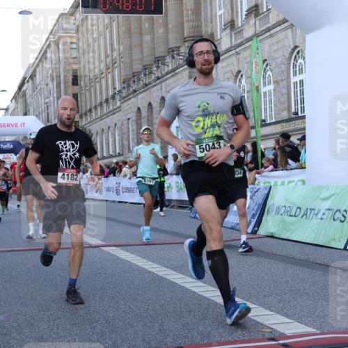 07.09.2025 - BARMER Alsterlauf Strokosch-Dieckow http://msf.ph/oto/8720687 07.09.2025 09:48:05 Ziel 2121, 2278, 2584, 2656, 3650, 3974, 4034, 4182, 4731, 4884, 4977, 5043, 5757, 5966, 6131, 8391 meine-sportfotos.de