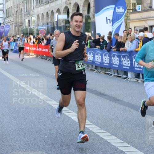 07.09.2025 - BARMER Alsterlauf Strokosch-Dieckow http://msf.ph/oto/8720726 07.09.2025 09:59:30 Ziel 2180, 2265, 2269, 2305, 2313, 2424, 2588, 2732, 2757, 3065, 3066, 3309, 3675, 3743, 4036, 4044, 4334, 4464, 4626, 4629, 4635, 4638, 4681, 4682, 4726, 4741, 4815, 4964, 4984, 5003, 5027, 5223, 5238, 5339, 5452, 5515, 5557, 5576, 5705, 5802, 5973, 5990, 5991, 6018, 6029, 6168, 6181, 6230, 6236, 6291, 8051, 8059, 8098, 8104, 8111, 8353, 8369, 8397 meine-sportfotos.de