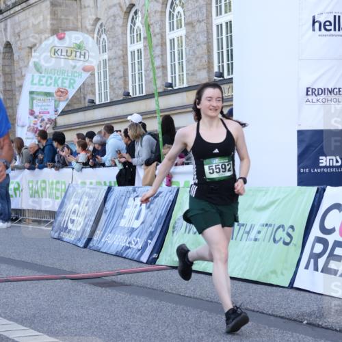 07.09.2025 - BARMER Alsterlauf Strokosch-Dieckow http://msf.ph/oto/8720751 07.09.2025 09:48:32 Ziel 2240, 2626, 2891, 3563, 3767, 3901, 4551, 4785, 5110, 5208, 5487, 5592, 5606, 5777, 6244, 6249 meine-sportfotos.de