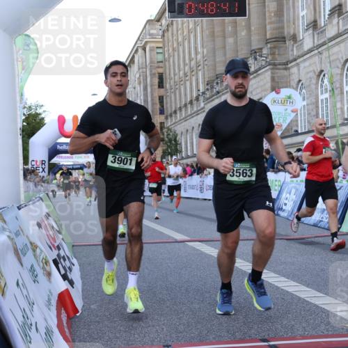 07.09.2025 - BARMER Alsterlauf Strokosch-Dieckow http://msf.ph/oto/8720771 07.09.2025 09:48:39 Ziel 2954, 3206, 3290, 3563, 3711, 3767, 3901, 4304, 4551, 5380, 5487, 5606, 5628, 5696, 5777, 8317 meine-sportfotos.de