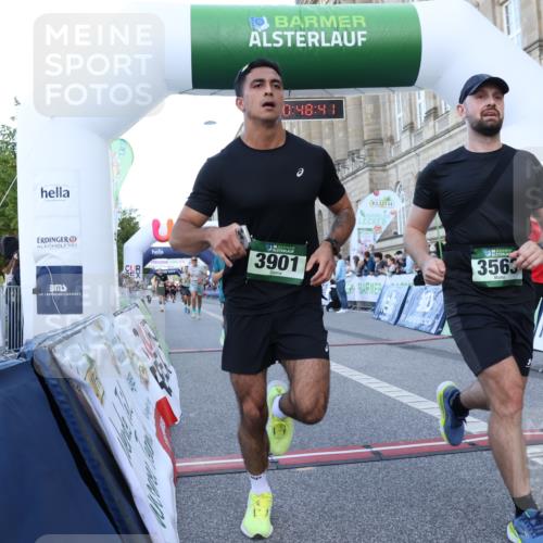 07.09.2025 - BARMER Alsterlauf Strokosch-Dieckow http://msf.ph/oto/8720772 07.09.2025 09:48:40 Ziel 2954, 3206, 3290, 3563, 3711, 3767, 3901, 4304, 5380, 5606, 5628, 5696, 5777, 8317 meine-sportfotos.de